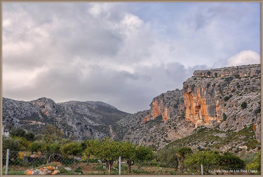 Casa Angelita Caminito Del Rey, Duplex Con Terraza En El Centro De Andalucia Guest House Valle de Abdalagis Exterior photo